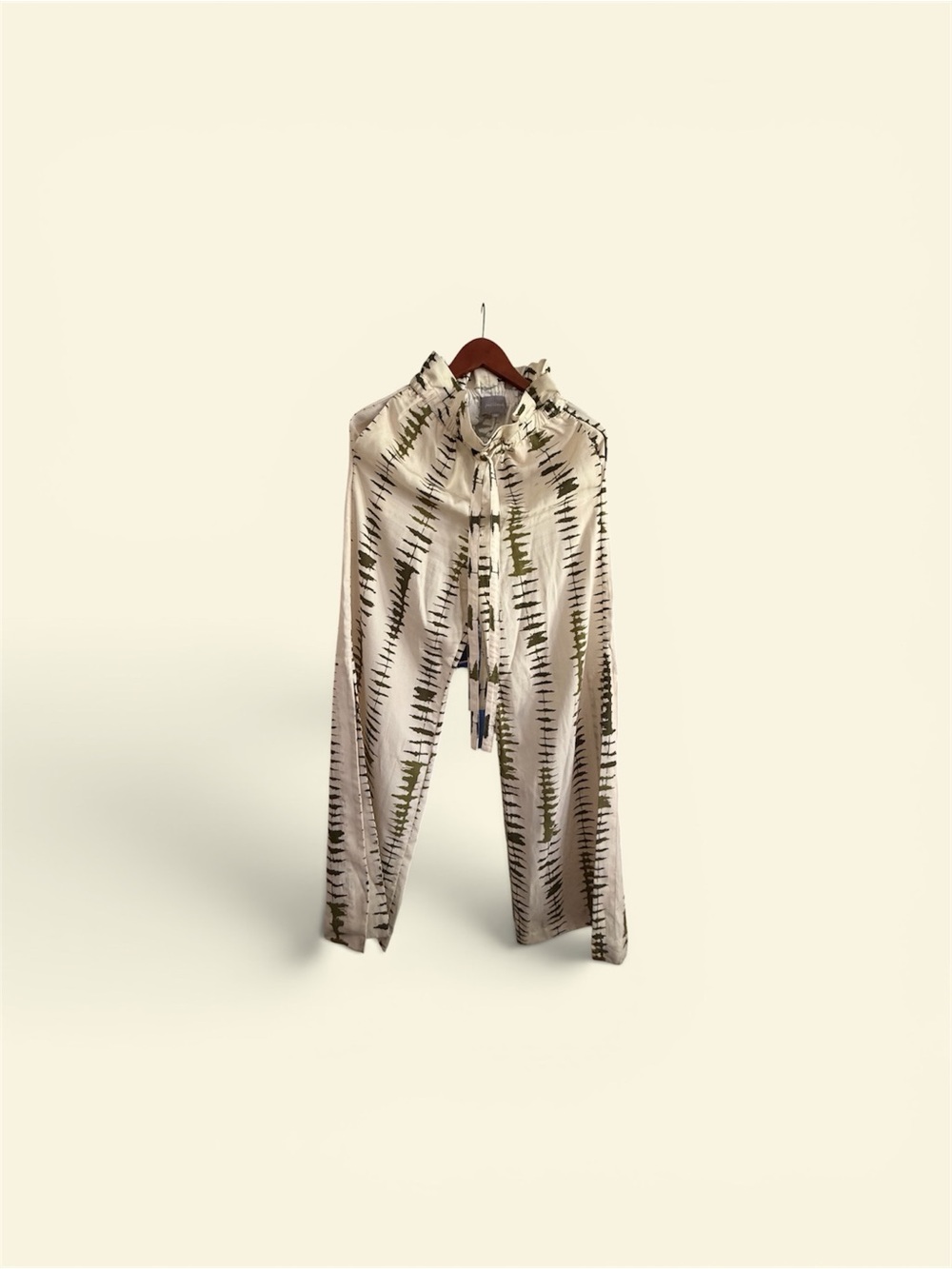 Tie-Dye Stripe Drawstring Pants in Beige & Olive